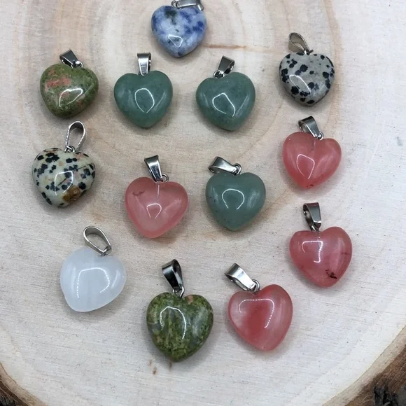 Bundle lot 13 stone gemstone heart pendants or charms boho romantic colorful - Picture 2 of 8